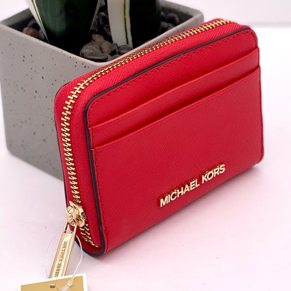 Michael Kors Medium ZA Card Case
Wallet Dark Sangria (NWT) - Picture 3 of 9